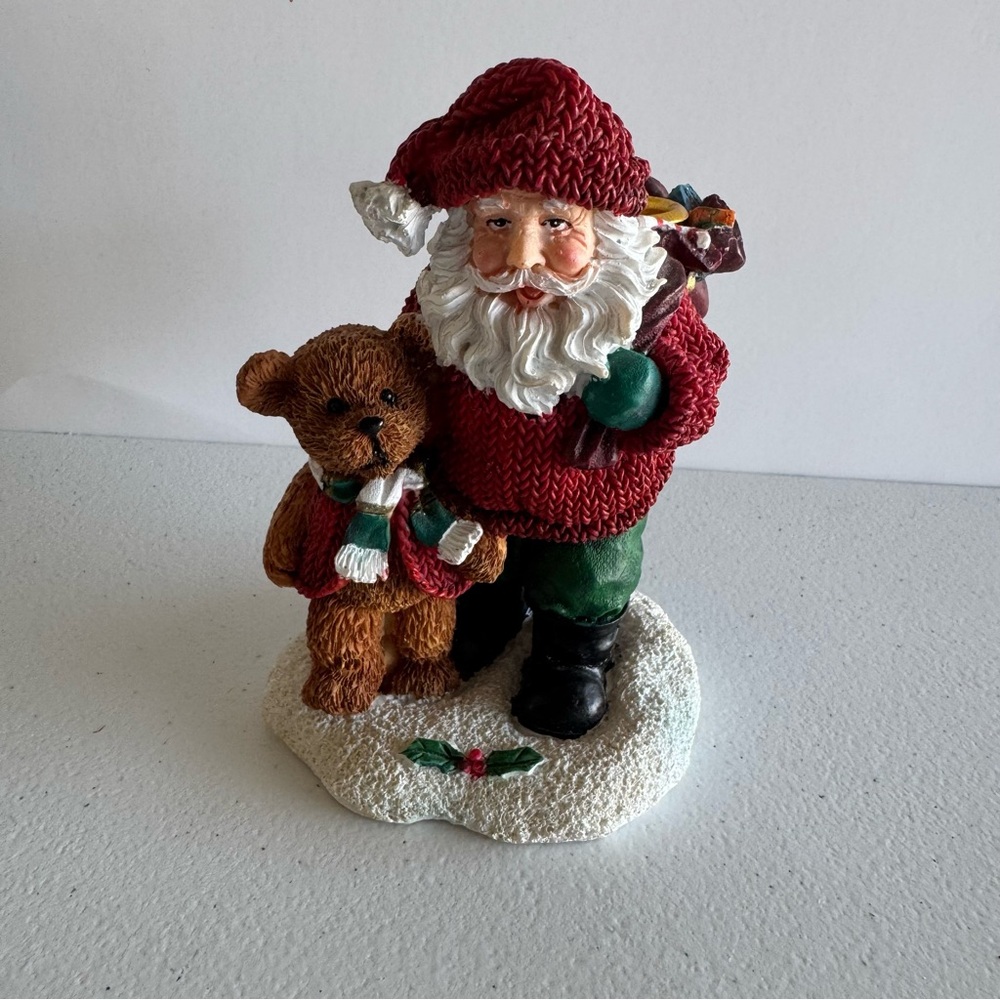 Santa Claus 5” Christmas Holiday Figurine Candle Holder